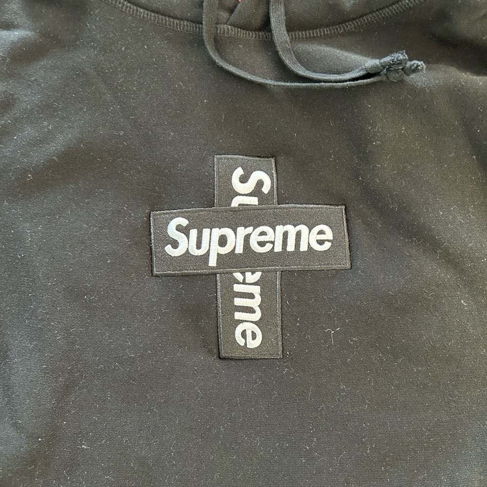 Supreme Black Cross Box Logo Sweatshirt Hoodie Iconic Style EUC!!! GREAT DEAL!!! - Picture 3 of 8